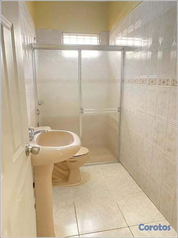 casas - Vendo Excelente Casa en SAN CRISTOBAL, Madre Vieja 7