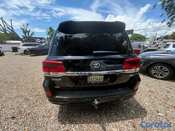 jeepetas y camionetas - Toyota land cruicer vxr 2017 8