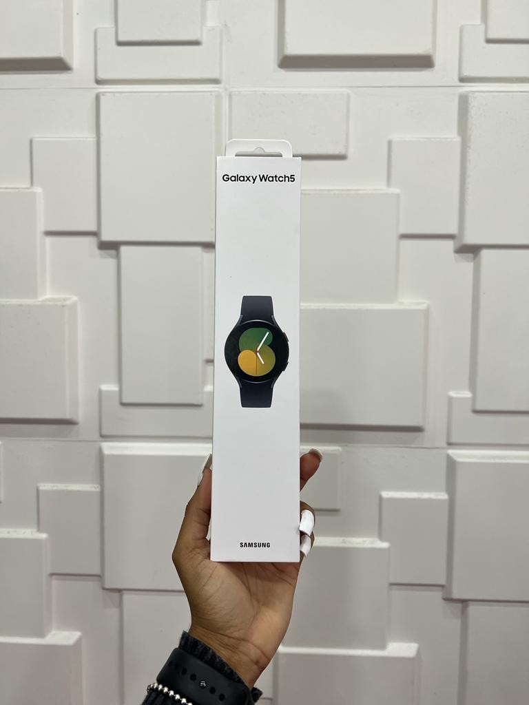 celulares y tabletas - Samsung Galaxy Watch 5 40mm Nuevo  0