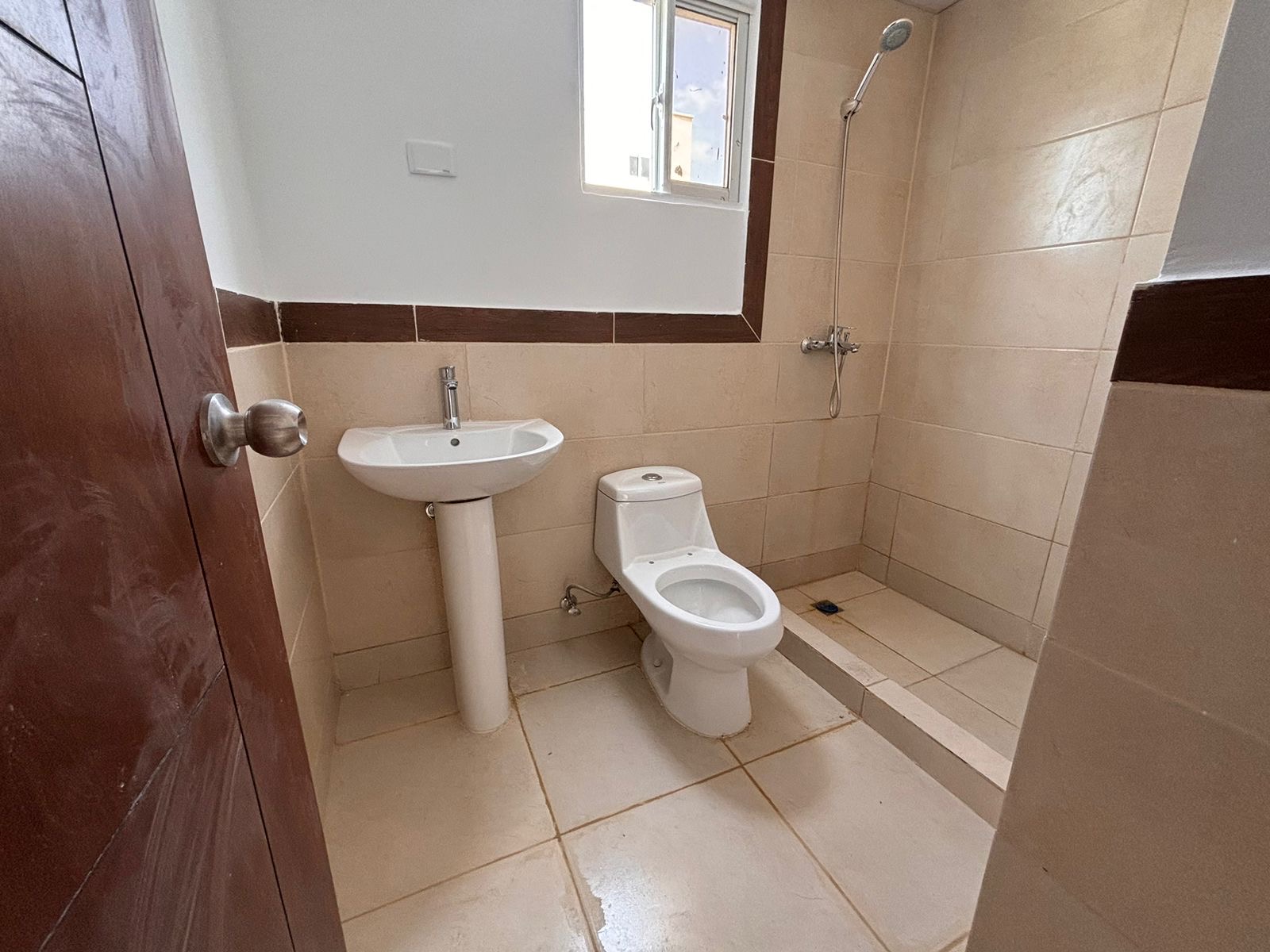 apartamentos - Apt. en venta de 3 hab. con terraza ubicado en Brisa Oriental I, San Isidro 3
