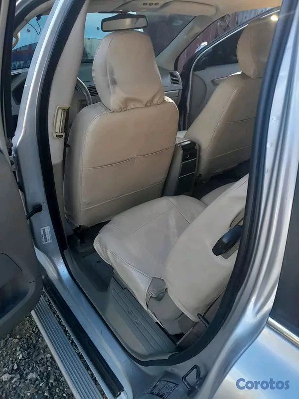 jeepetas y camionetas - excelente condición, nunca chocada 8