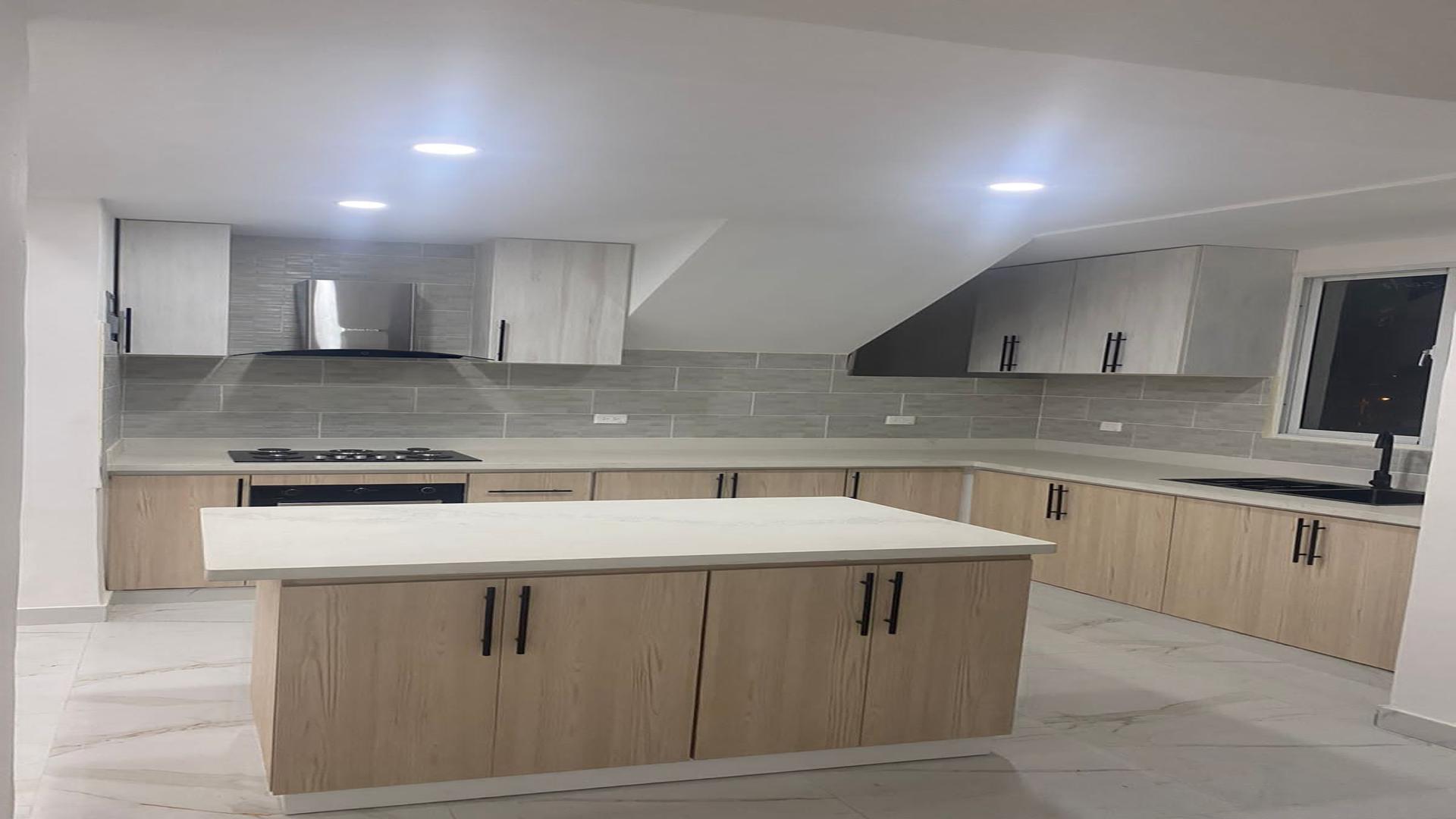 apartamentos - Elegante Apartamento 4to. Nivel.  PENTHOUSE, en Proyecto Cerrado, 3