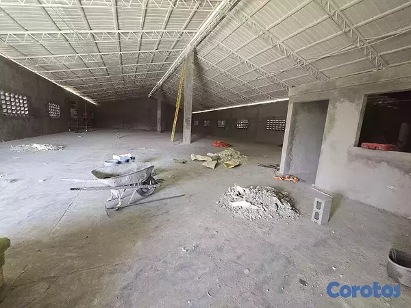 oficinas y locales comerciales - En Alquiler Naves industriales Av. independencia  6