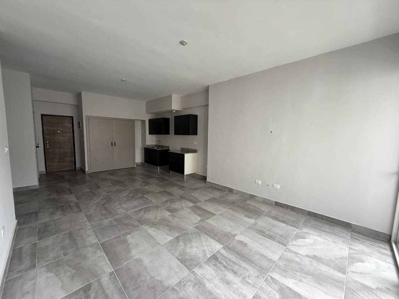 apartamentos - Moderno Apt en Venta o Alquiler 5