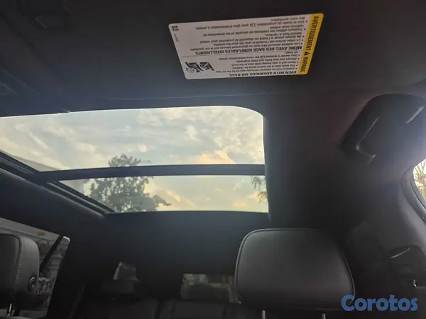 jeepetas y camionetas - Vendo Chevrolet Tahoe RST 2021 1