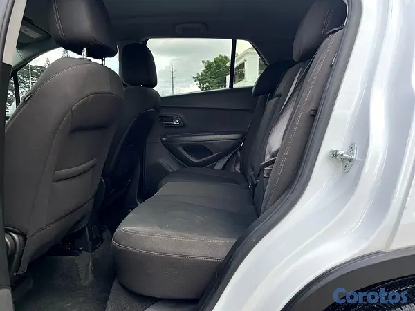 jeepetas y camionetas - Chevrolet Trax 2020
 10