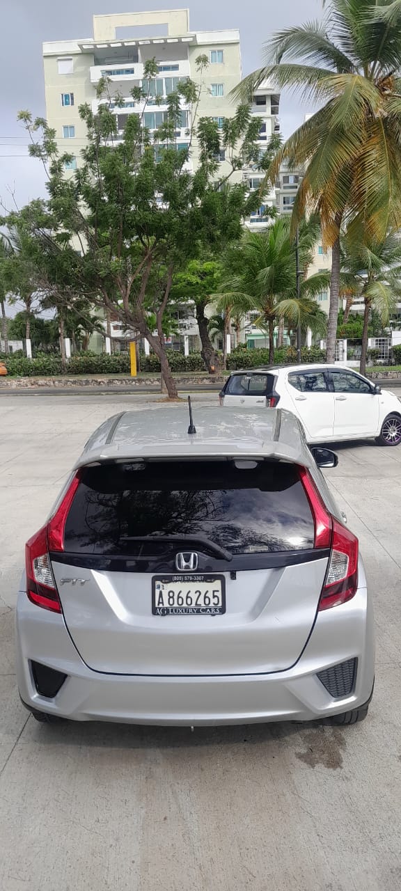 carros - Honda Fit 2014 “ojo no vendo a intermediario” 2