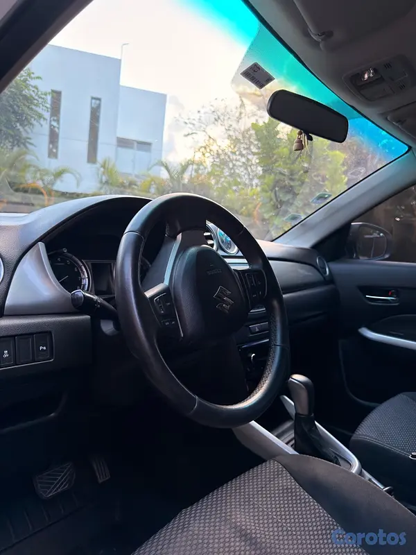 jeepetas y camionetas - SUZUKI VITARA 2016 MATRÍCULA EN MANO 6