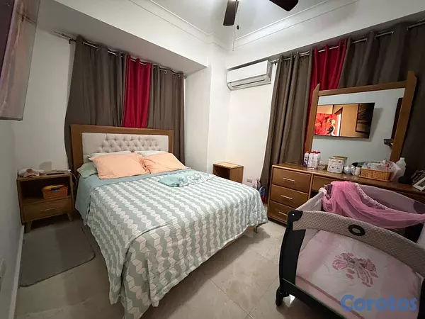 apartamentos - vendo independencia klm 7 piso 3 dos habitaciones dos baños balcón parqueo  9