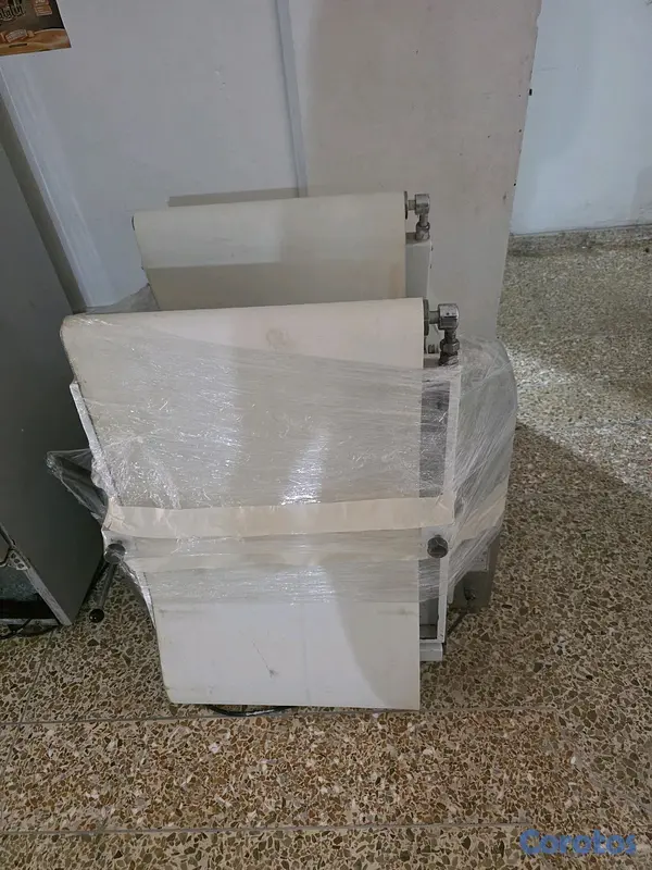 equipos profesionales - laminadora para masas 2
