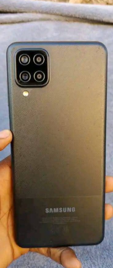 celulares y tabletas - Samsung galaxy a12  0