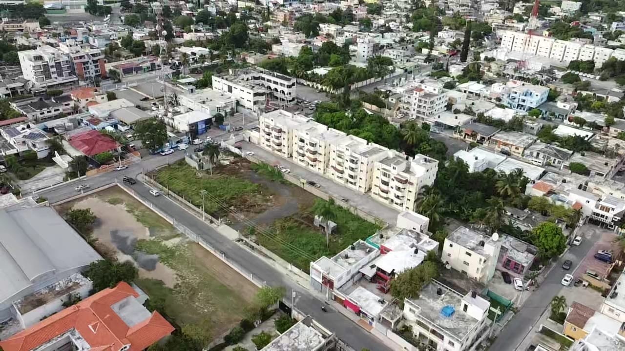 apartamentos - Vendo Apartamento de Oportunidad en el Centro de la Ciudad 2