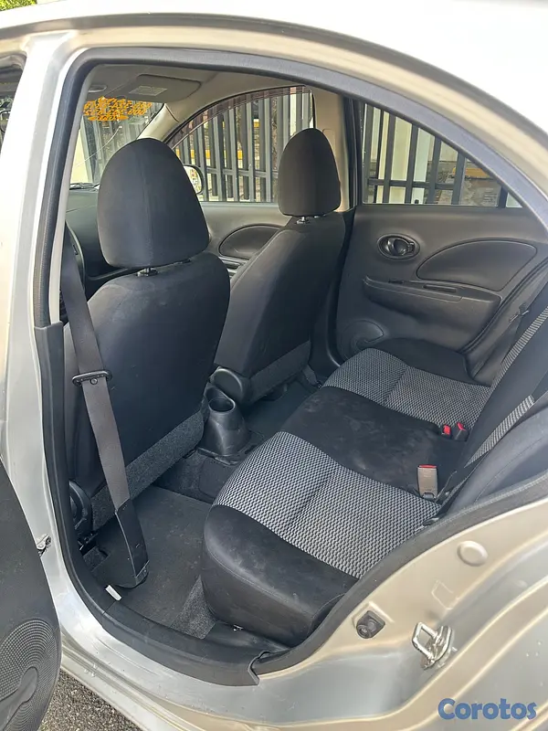 carros - Nissan March 2018 9