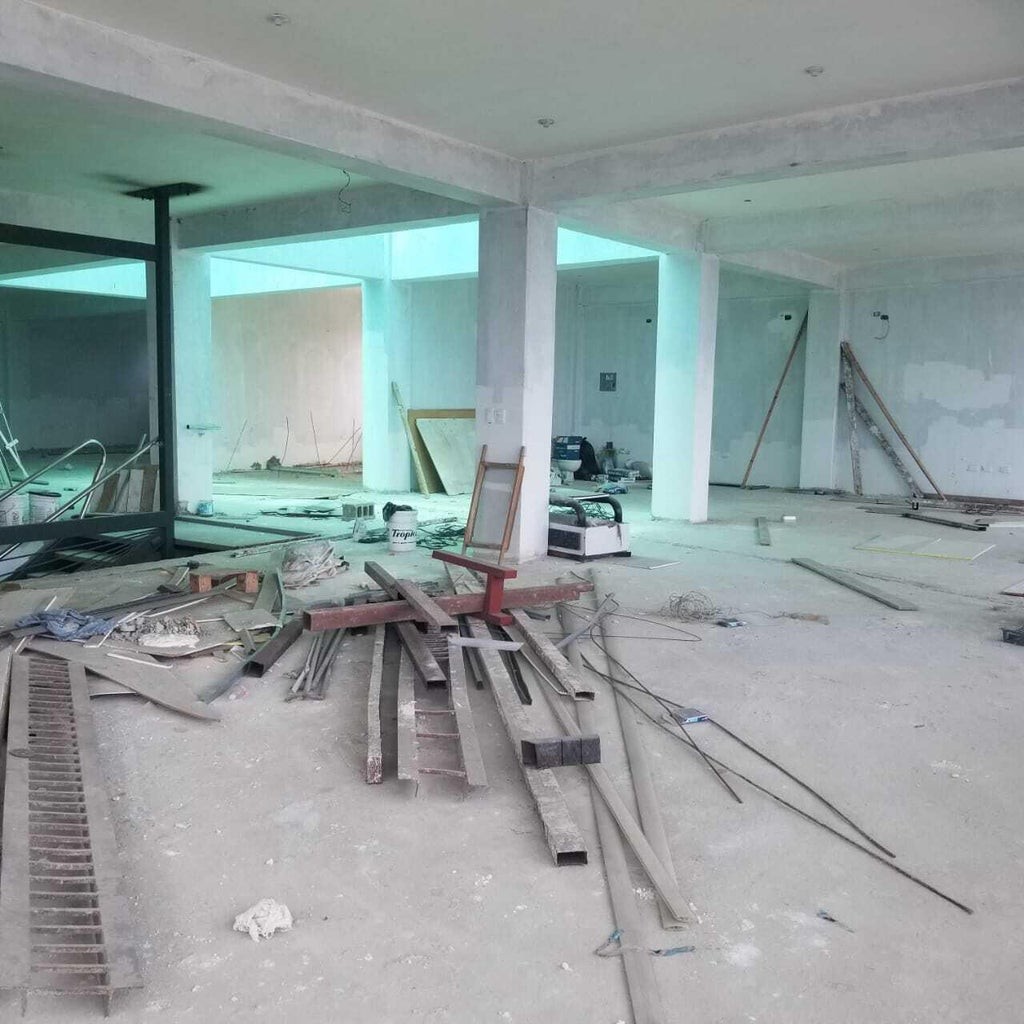 oficinas y locales comerciales - Alquiler de Céntrico y cómodo Local comercial totalmente nuevo 1