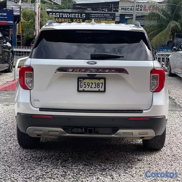 jeepetas y camionetas - FORD EXPLORER XLT 2021 5