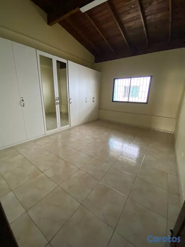 oficinas y locales comerciales - CASA COMERCIAL  8