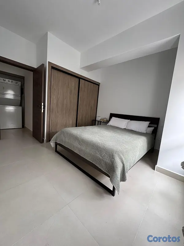 apartamentos - ALQUILO Segundo Piso Con Terraza En Viejo Arroyo H 18