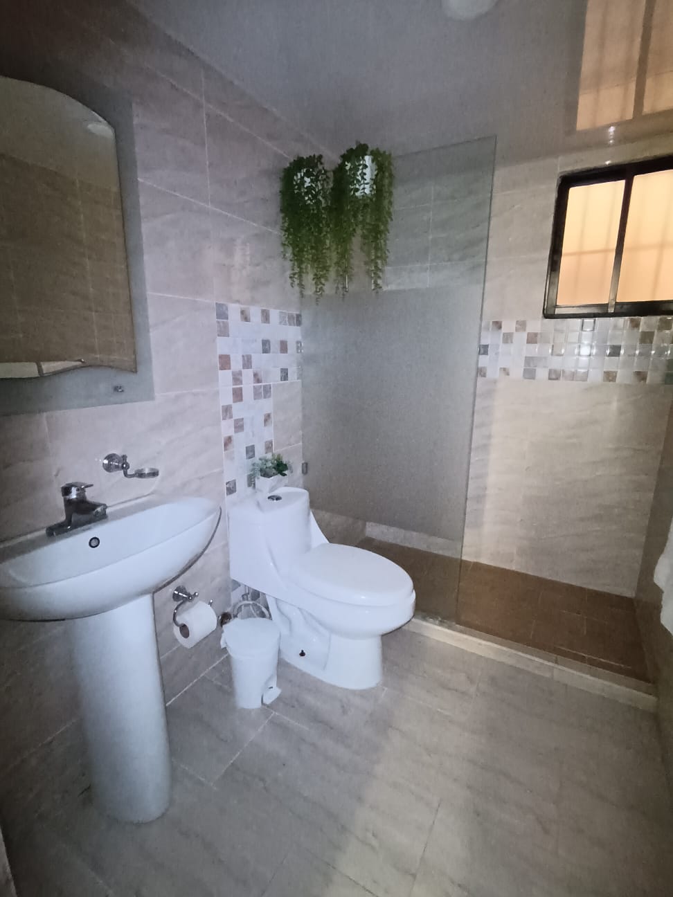 apartamentos - Vendo en bella vista sur,  dos hab con baño parque 4