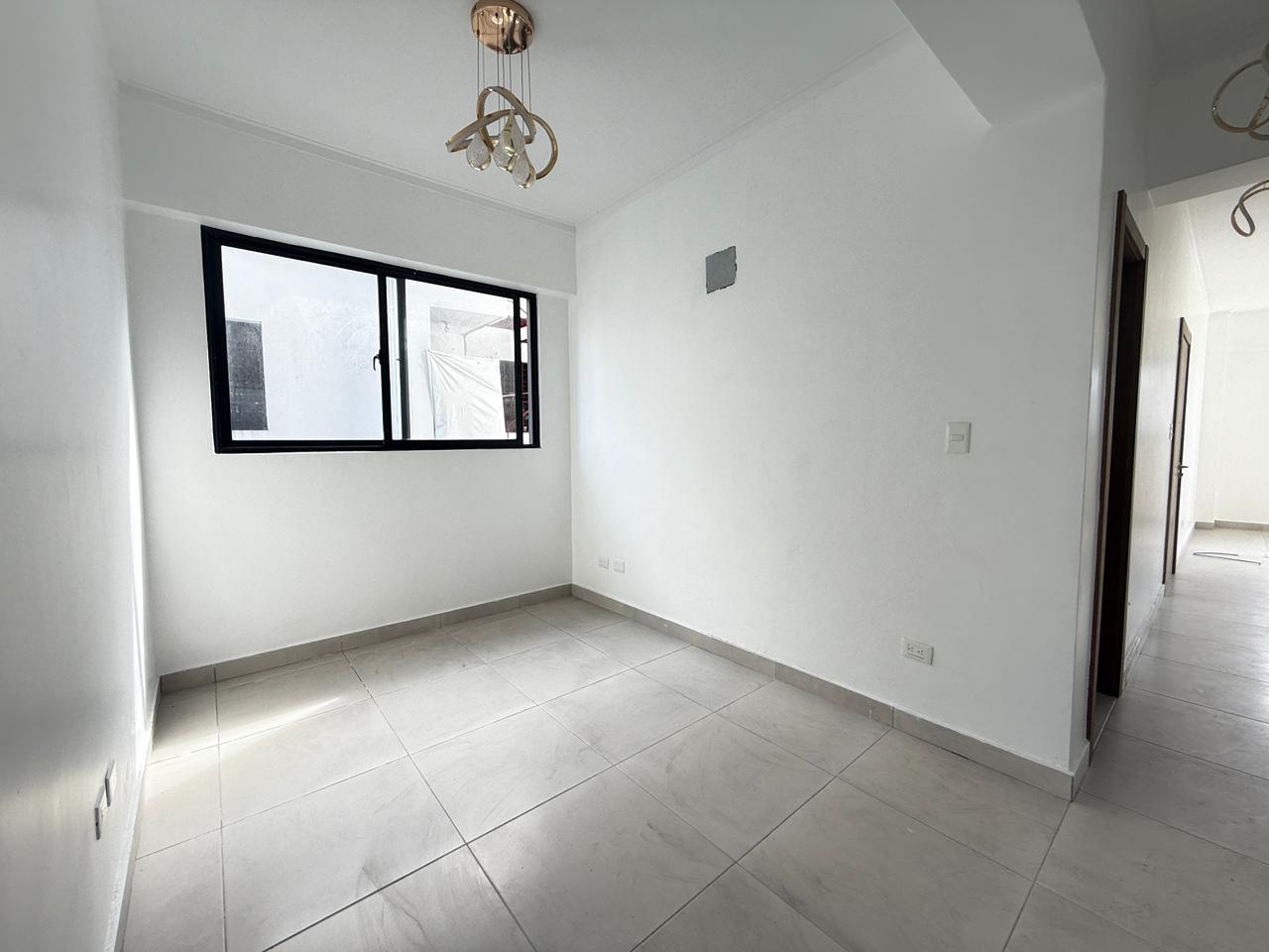 apartamentos - Millón dos hab dos parqueos 2.5 baños servicio 