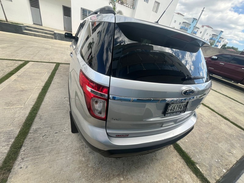 jeepetas y camionetas - Ford Explorer xlt 2013 5