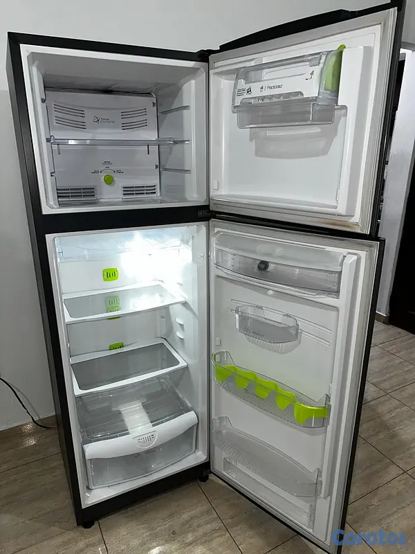 electrodomesticos - Se vende Nevera Nedoca 12 pies 2