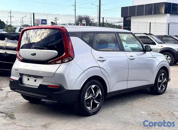 jeepetas y camionetas - Kia Soul 2020 4