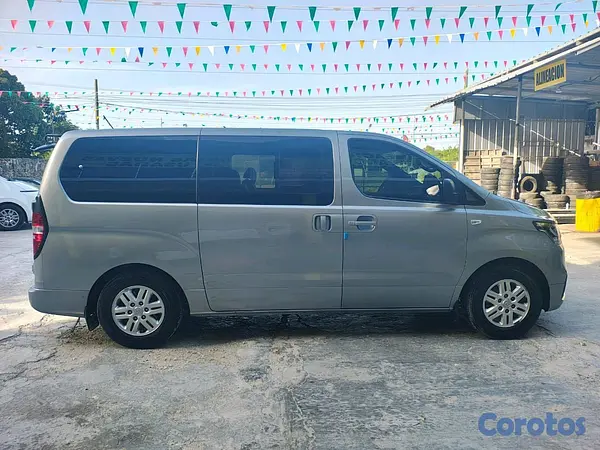 jeepetas y camionetas - hiunday grand starex 2020 6