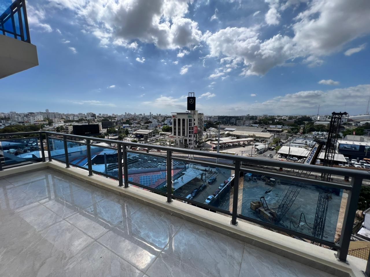 apartamentos - Vendo apartamento torre paraíso 
Torre moderna Airbnb friendly y peds friendly 
 5
