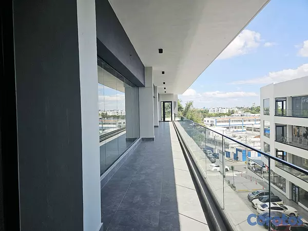 oficinas y locales comerciales - Alquiler de Locales en Viejo Aroyo hondo con drive thru 2