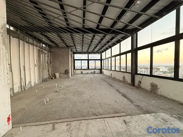 oficinas y locales comerciales - Local en Alquiler en Piantinin 19