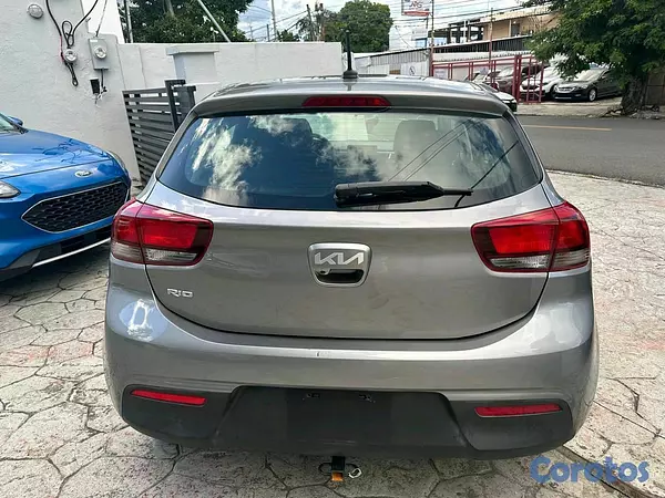 carros - Kia Rio S 2022 tipo hatchback 865,000 6