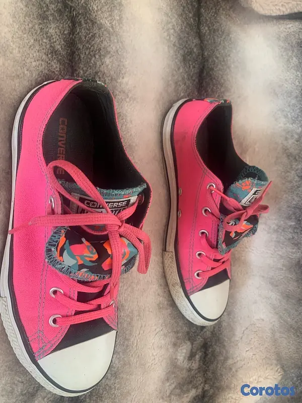 zapatos para mujer - Tenis Converse edición limitada con doble lengua. Para niña o mujer size 6 1/2 4