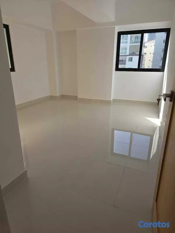 apartamentos - Urbanización Real, Apartamento con 110 MTS Terraza + 145MTS 2 Hab. + Servicio 17