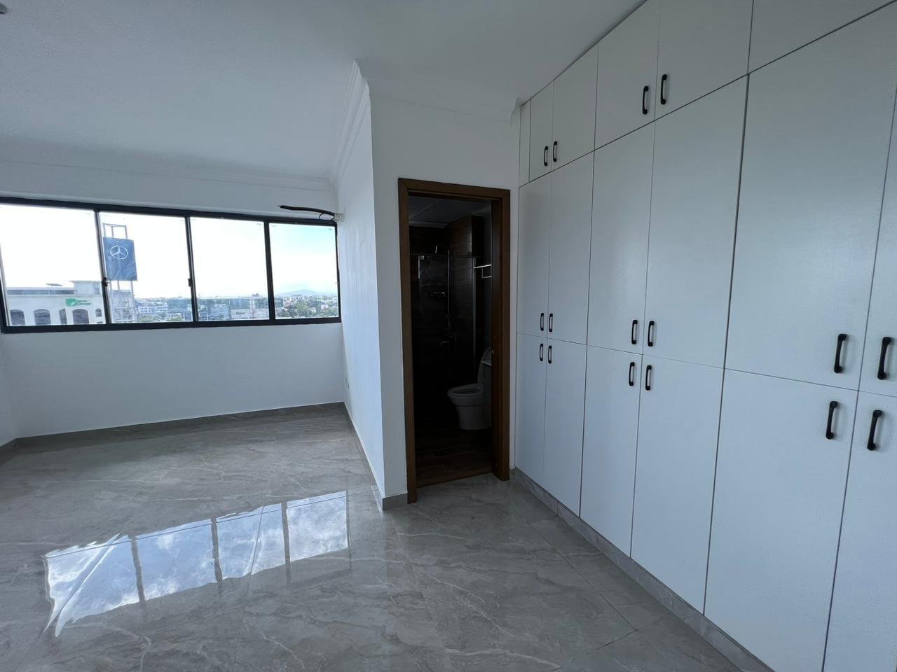 apartamentos - Vendo apartamento torre paraíso 
Torre moderna Airbnb friendly y peds friendly 
 6
