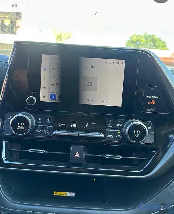 jeepetas y camionetas - Toyota Highlander HYBRID XLE 2023 8