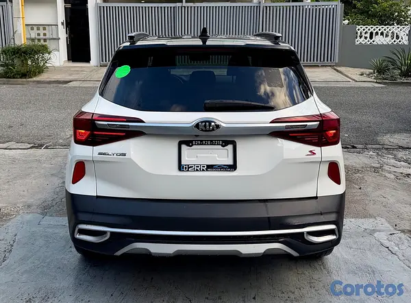 jeepetas y camionetas - Kia Seltos S 2021 4x4 3