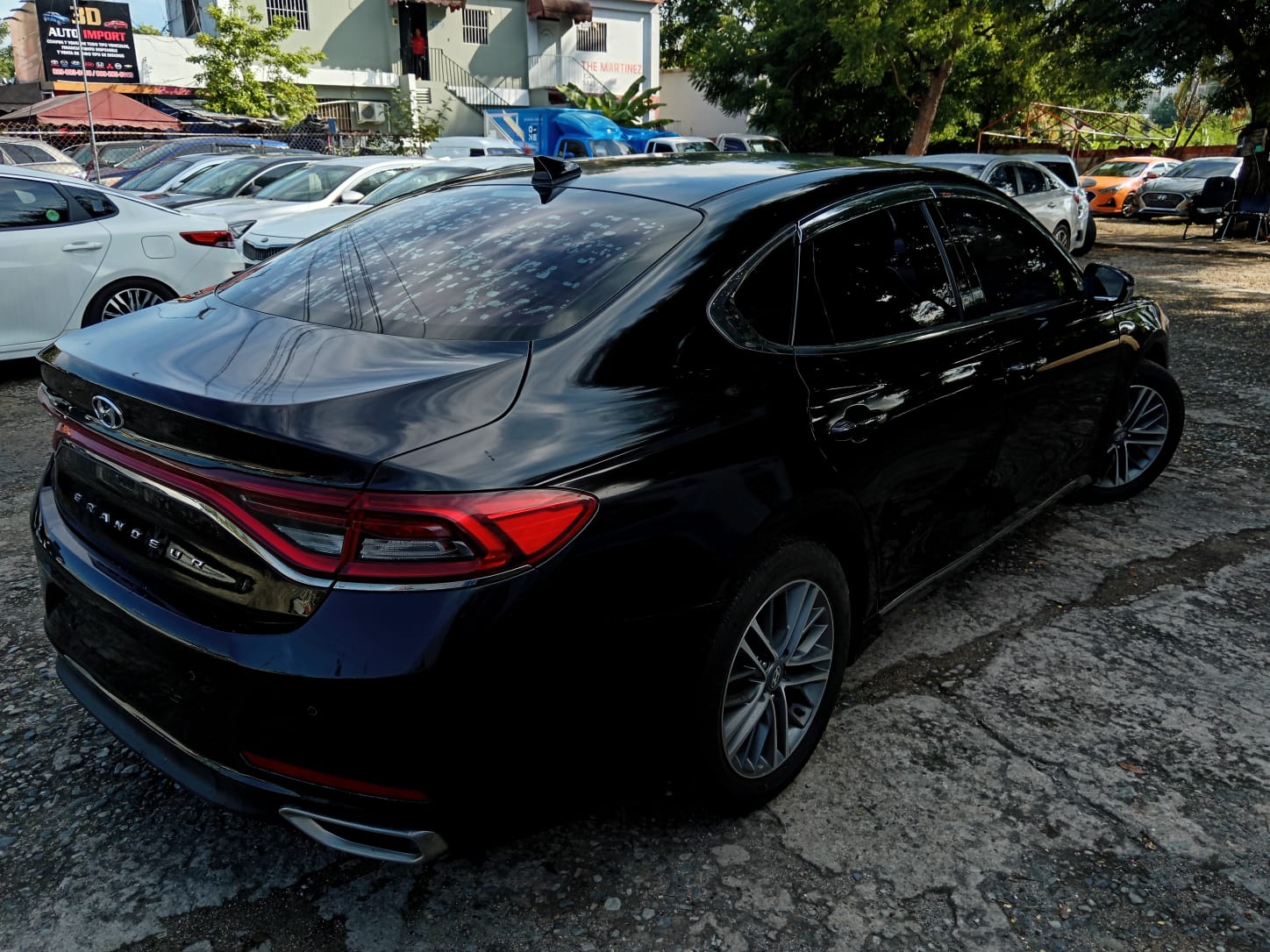 carros - HYUNDAI GRANDEUR 2018 NEGRO 2