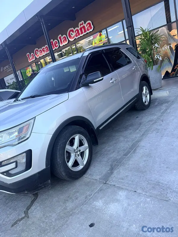 jeepetas y camionetas - FORD EXPLORER XLT  2016 7
