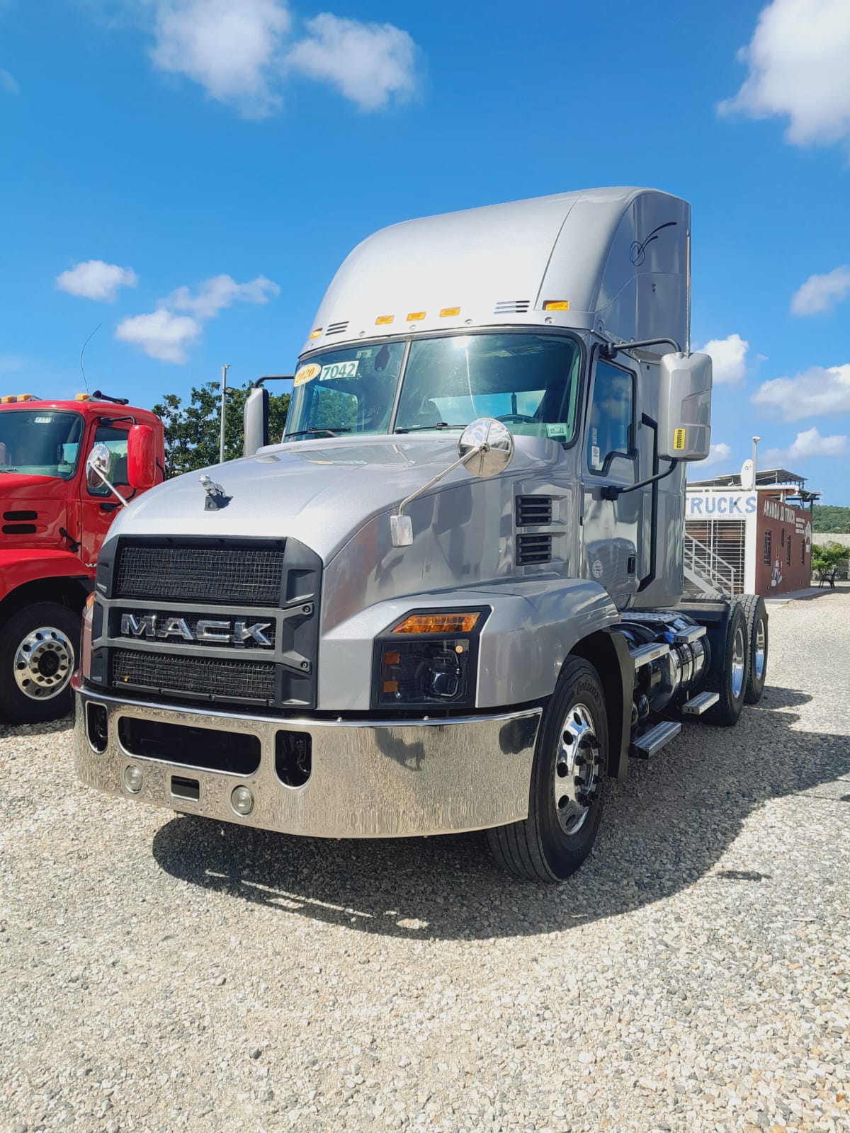 camiones y vehiculos pesados - Mack Anthem año 2020 0