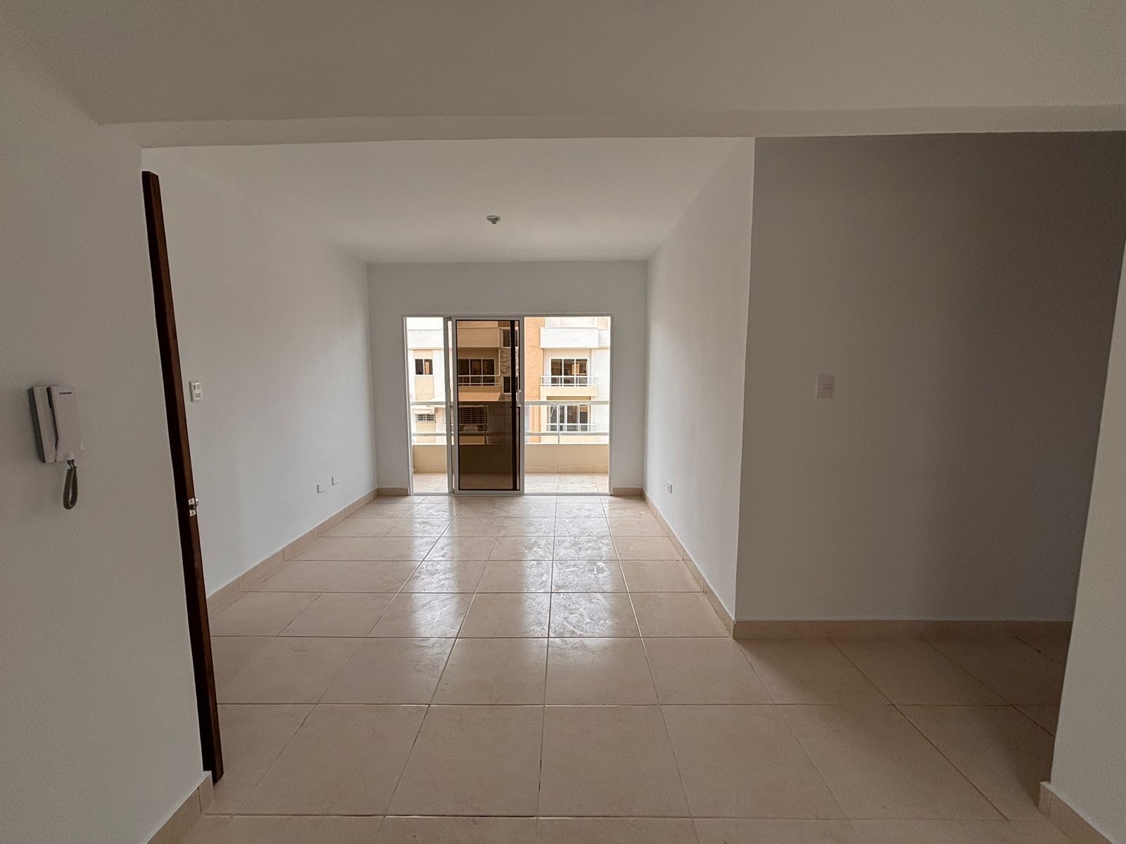 apartamentos - Apt. en venta de 3 hab. con terraza ubicado en Brisa Oriental I, San Isidro 7