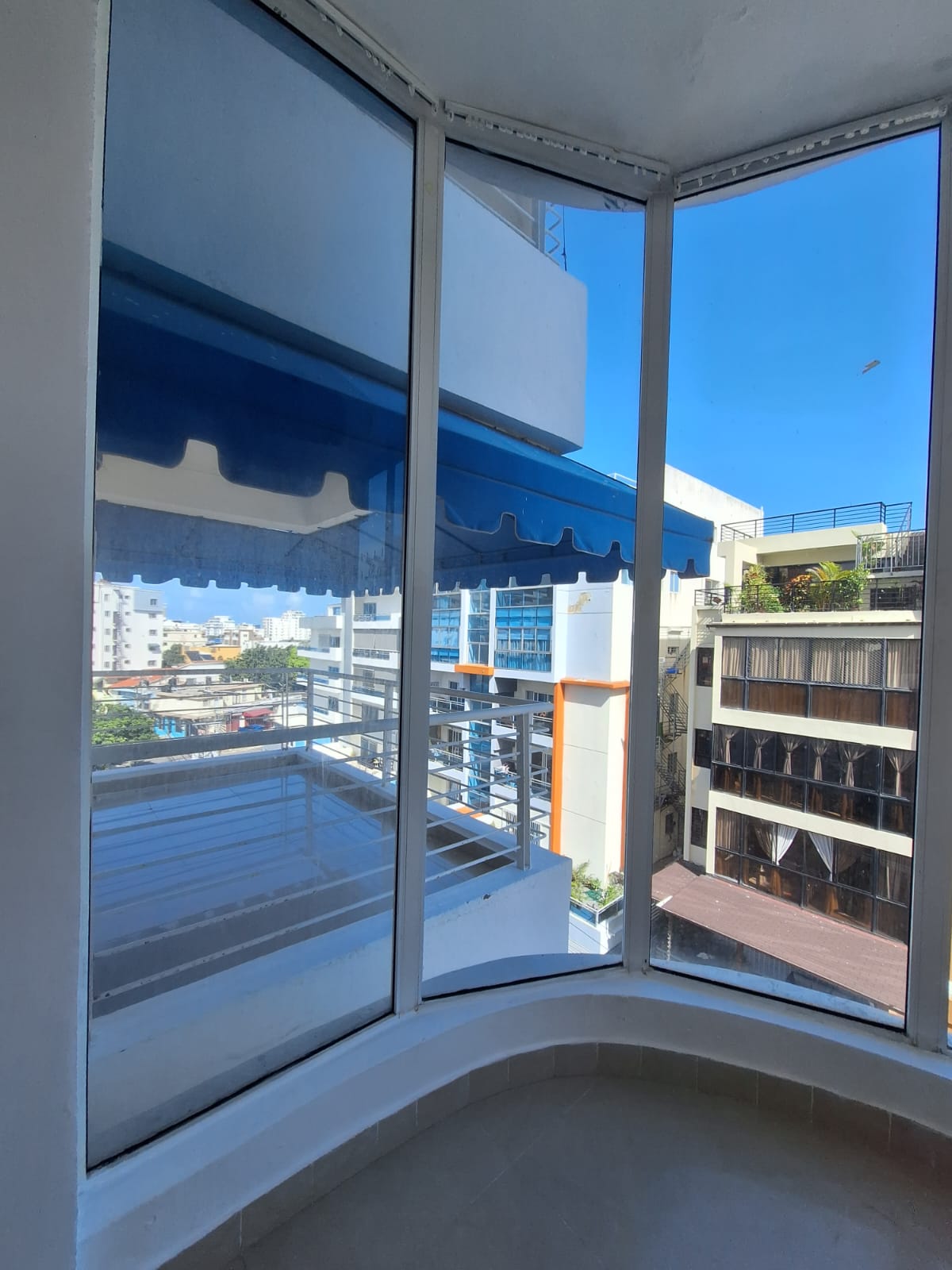 apartamentos - Rento Apartamento Sin Amueblar Ascensor Planta 1
