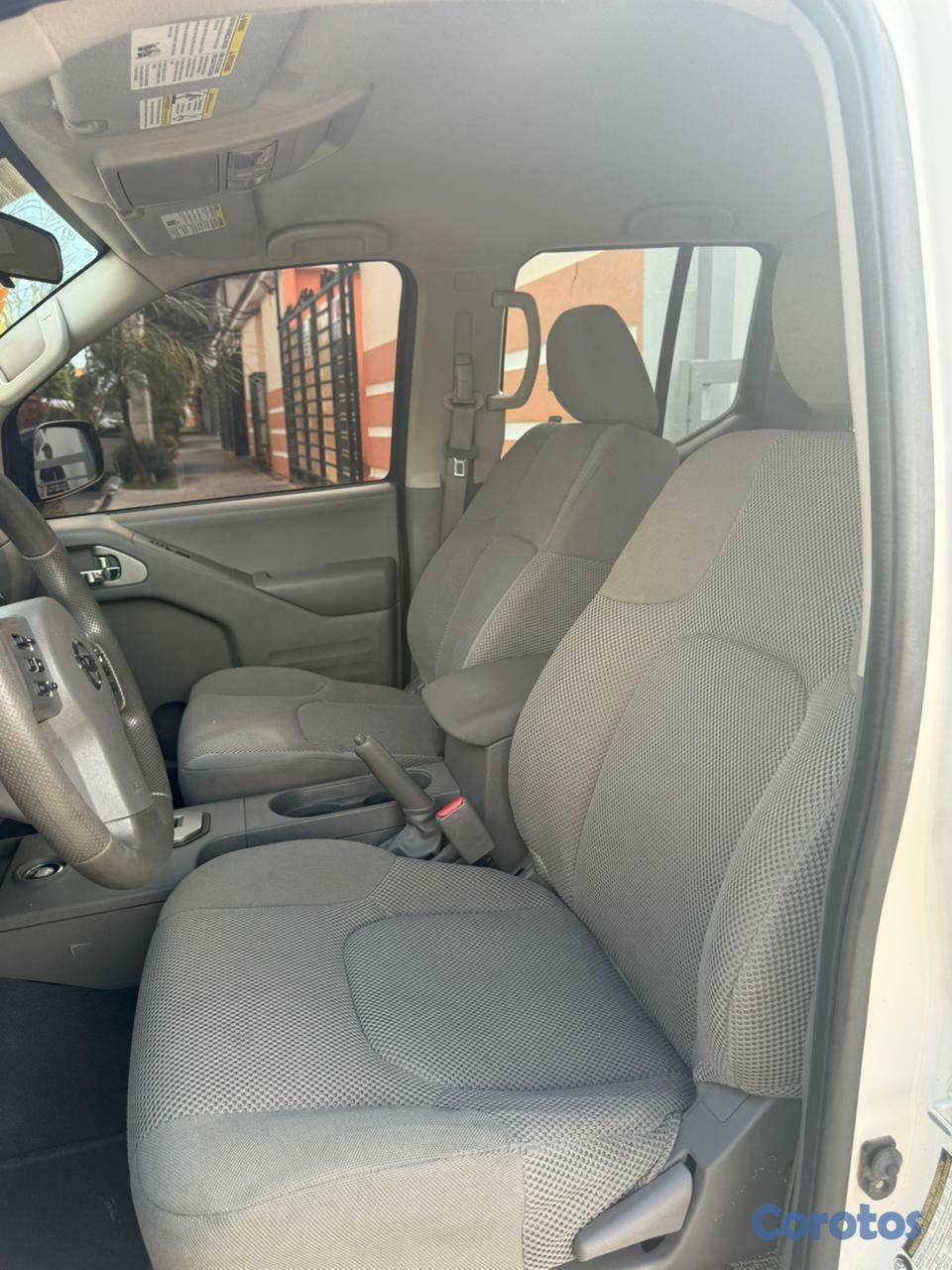 jeepetas y camionetas - Nissan Frontier Doble Cabina 2021 2