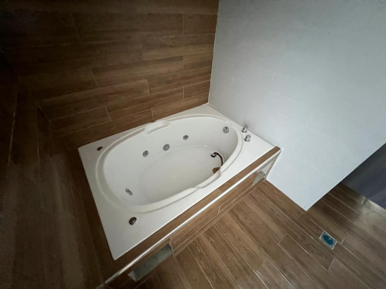 apartamentos - Vendo apartamento torre paraíso 
Torre moderna Airbnb friendly y peds friendly 
 7