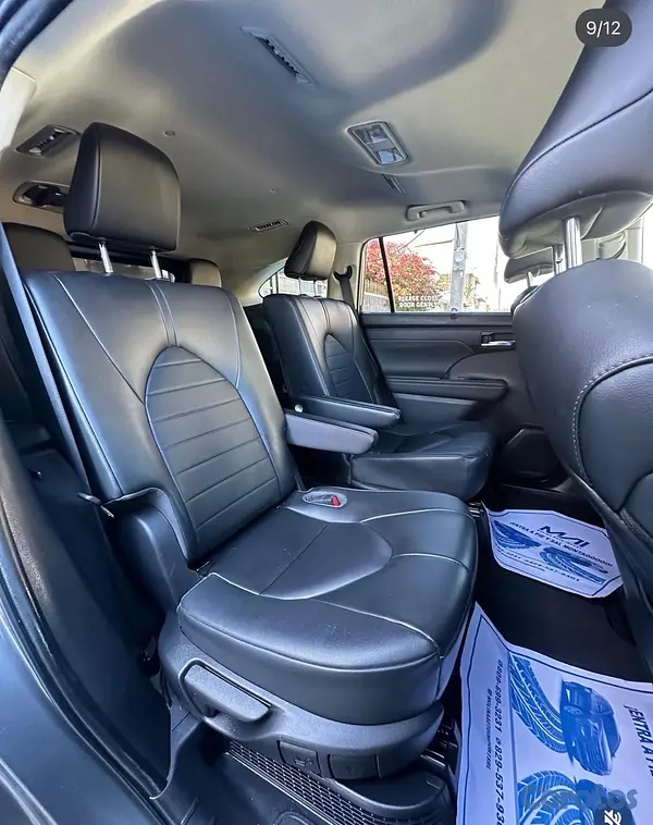 jeepetas y camionetas - Toyota Highlander HYBRID XLE 2023 9
