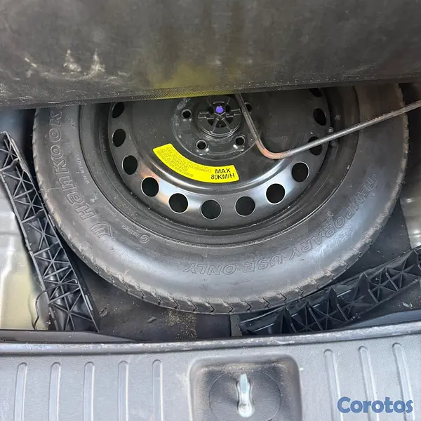 jeepetas y camionetas - HYUNDAI TUCSON SE 2019 9