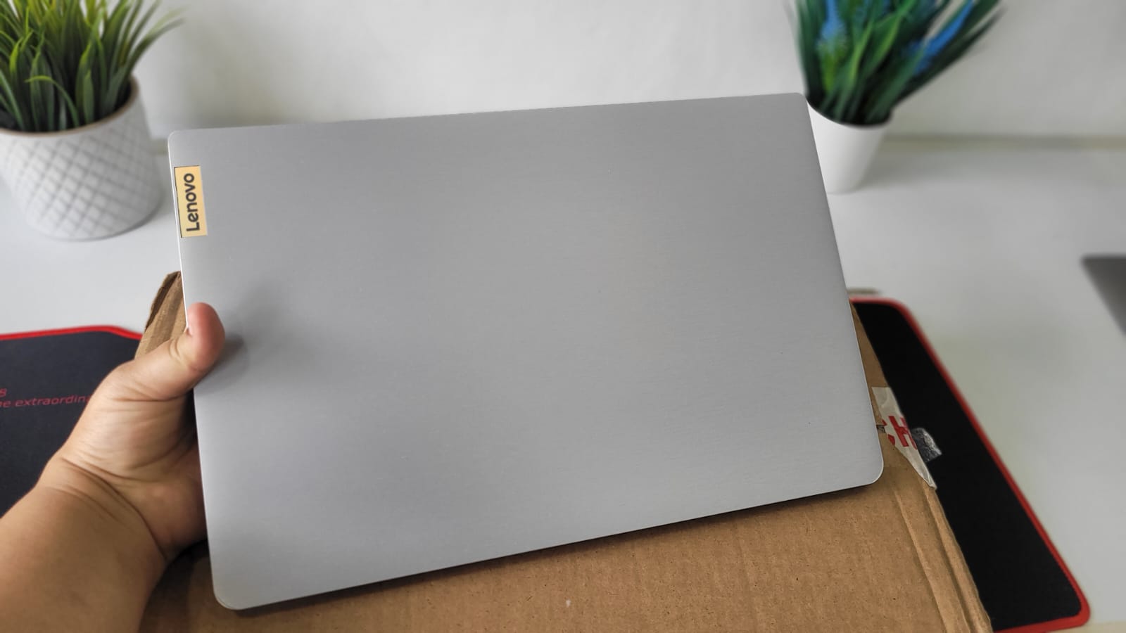 computadoras y laptops - Laptop Lenovo Ideapad 1 AMD Ryzen 5 8GB RAM 512GB  2