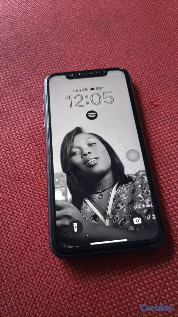 celulares y tabletas - vendo iPhone 11 normal  2