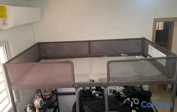 muebles y colchones - Cama elevada, excelente para ahorrar espacio. En Ikea cuesta más cara.  3