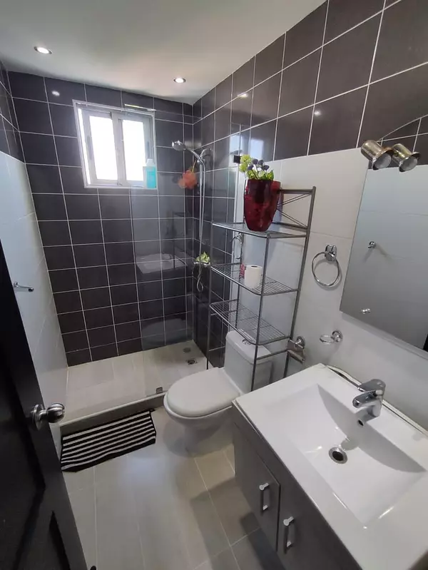 apartamentos - Se vende apartamento en Naco 4