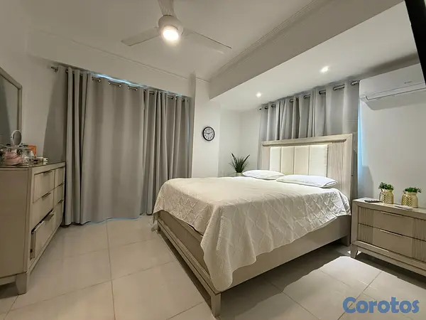 apartamentos - Apartamento moderno en venta en Evaristo Morales,  6